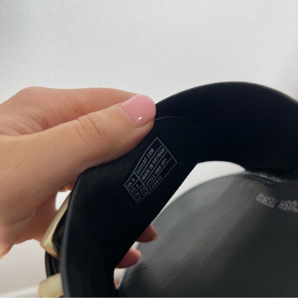 FitFlop Gracie Leather Slides Black Gold Buckle Slip On Size 8 - Picture 3 of 4